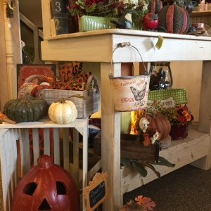 Fall Decor and Fall Mums at Blossom Town