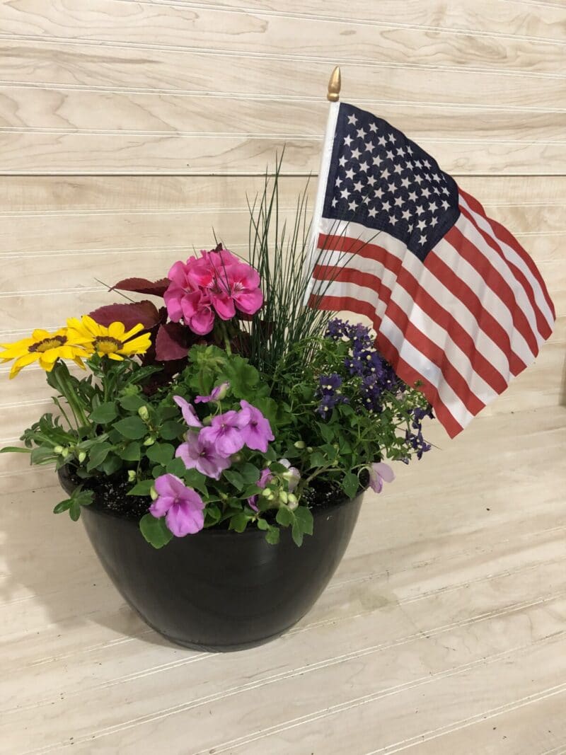 Loving Memory Planter with Large Flag